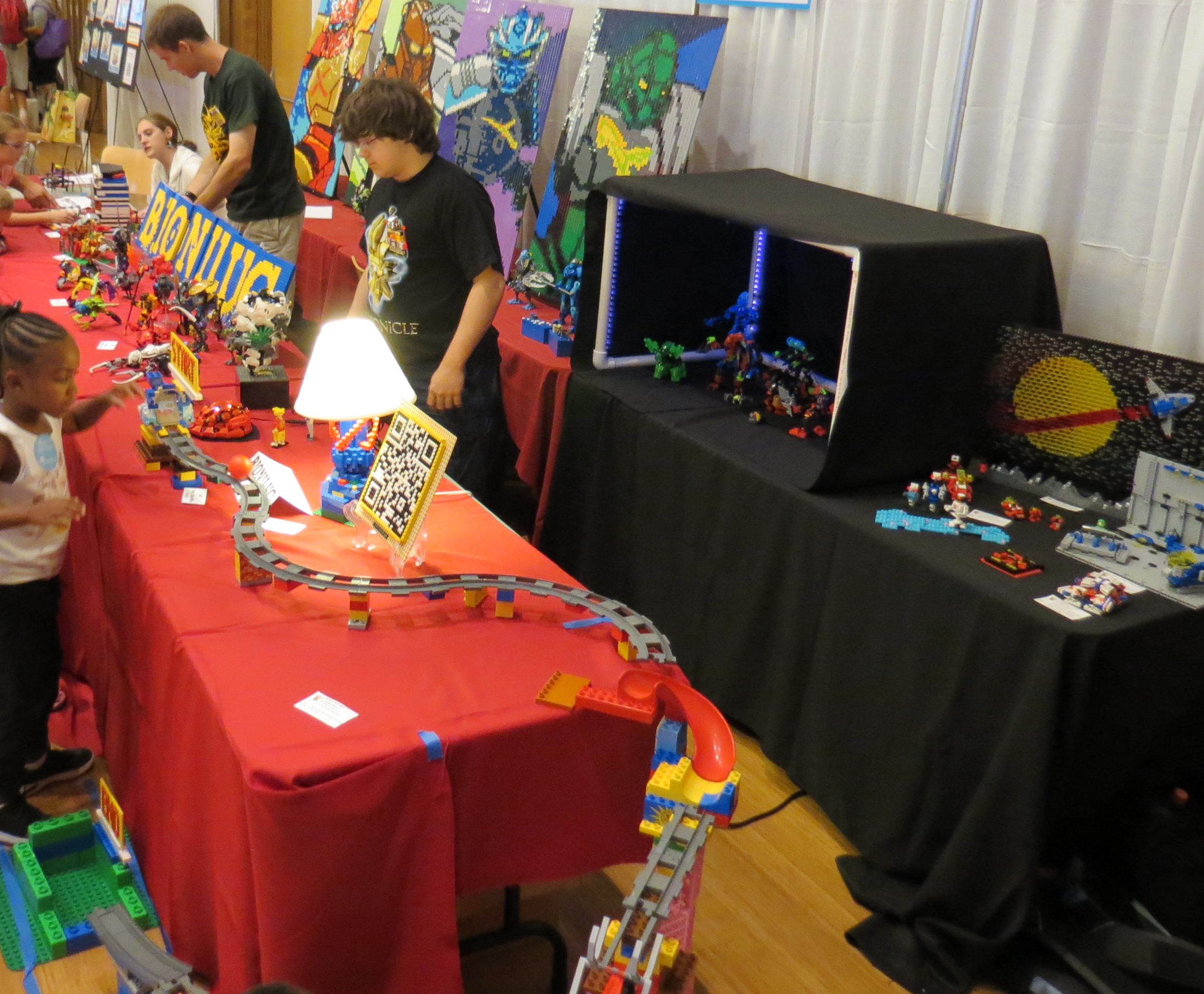 BioniLUG LEGO Fan Display project image