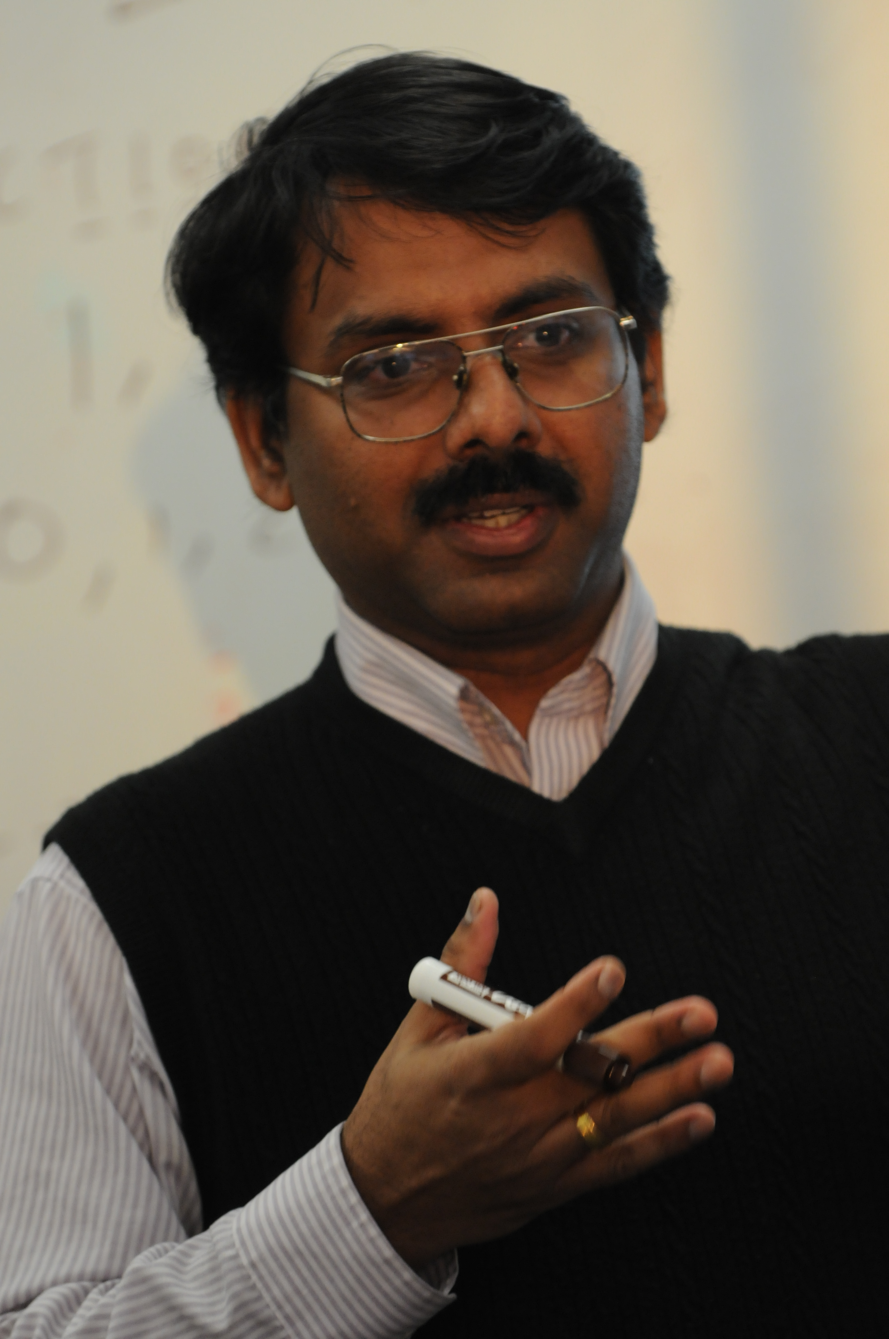 On Stage: Transforming STEAM Learning Experiences to Solve Global Challenges project image
